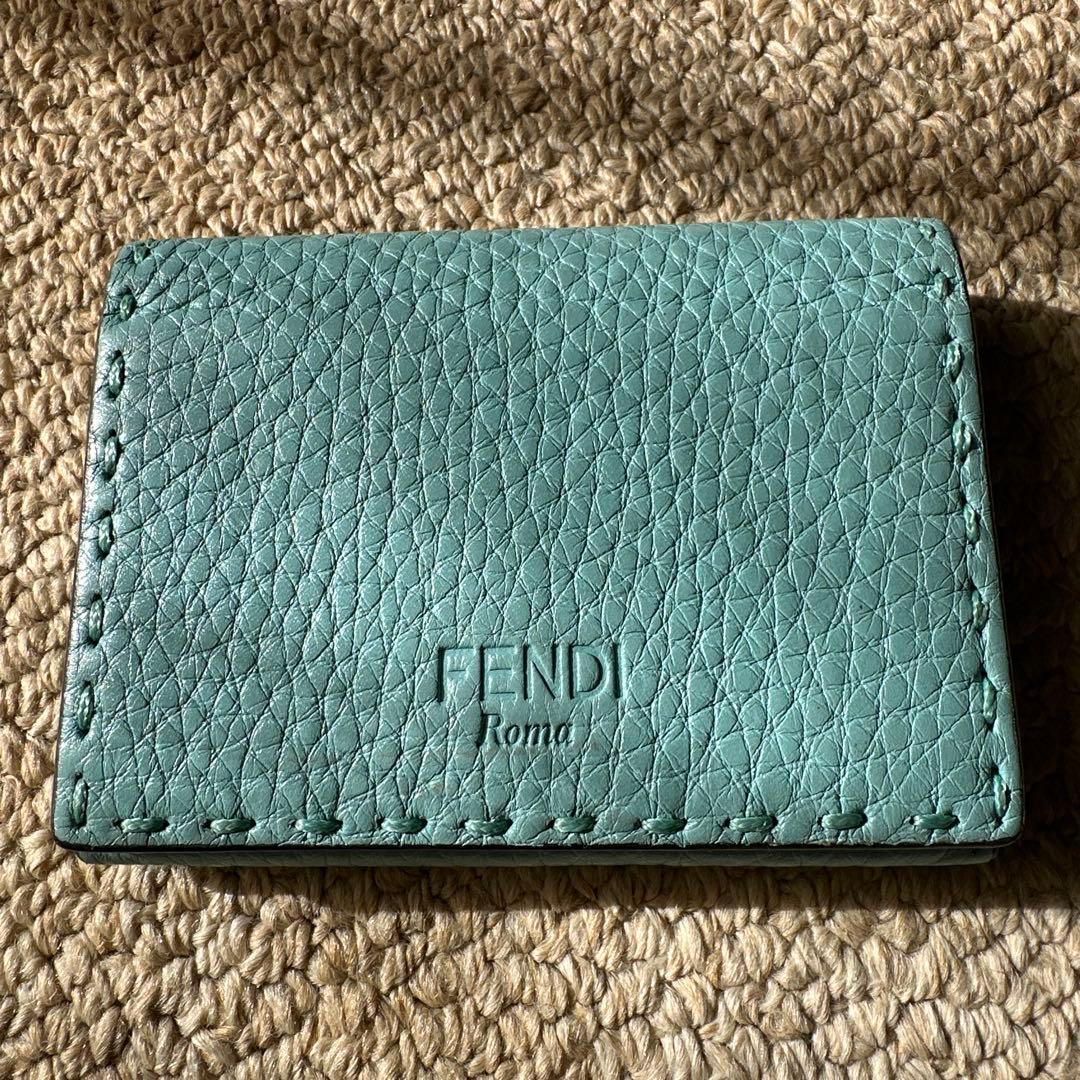 美品FENDI ミントグリーン 名刺入れ
