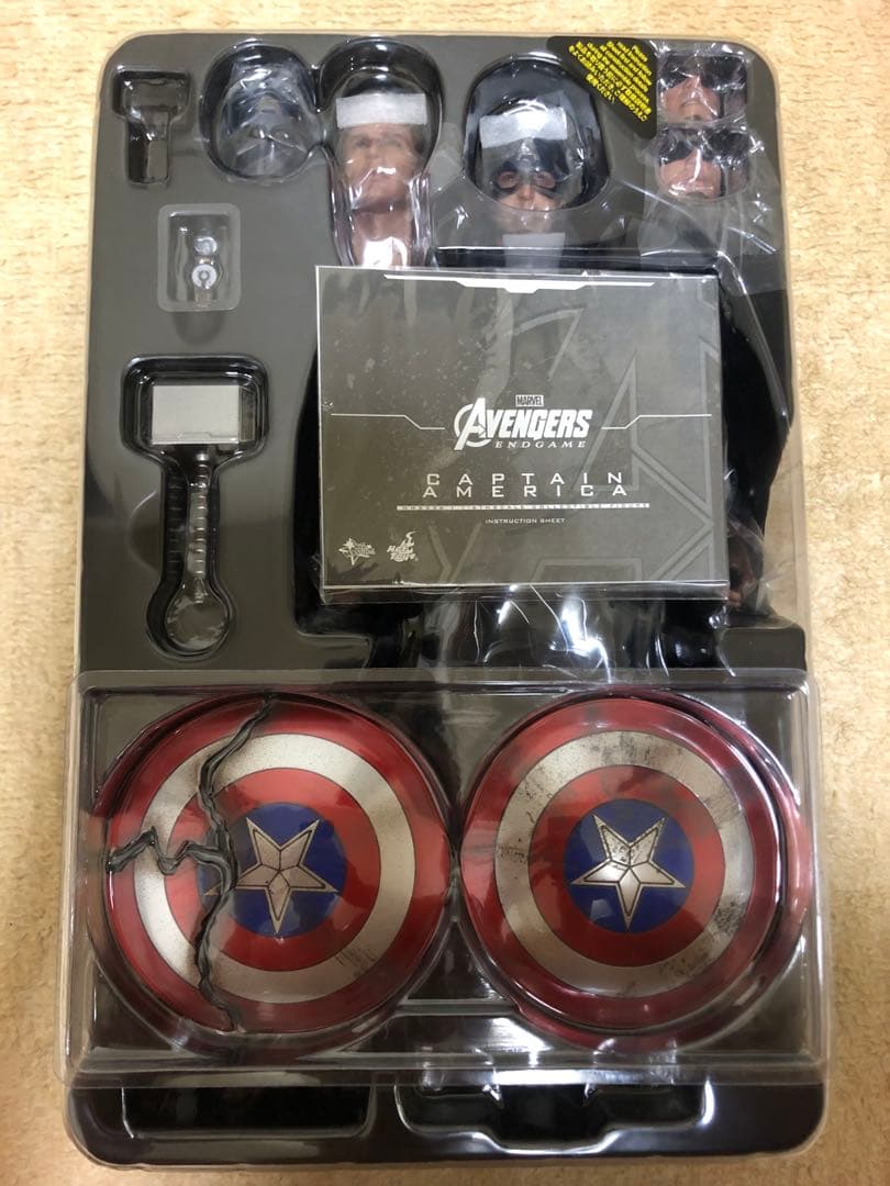 hottoys ホットトイズ　アベンジャーズ　marvel キャプテンアメリカ