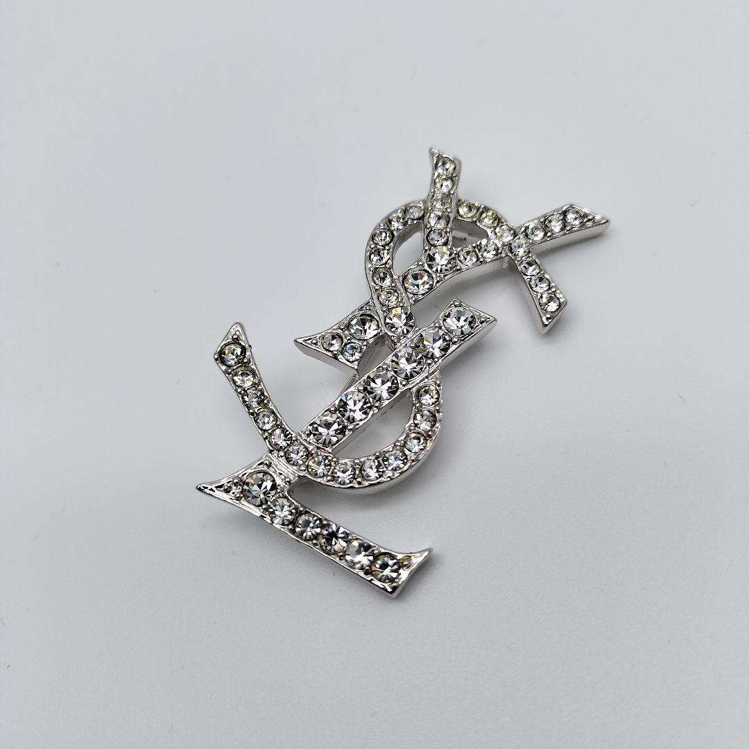 サンローラン YSL ロゴ ブローチ 銀 シルバー