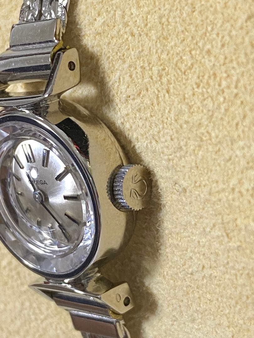 オメガ　手巻き　腕時計　カットガラス　レディース　本物　1967年製