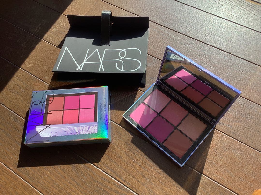 NARS ブラッシュパレット　ニューレルム