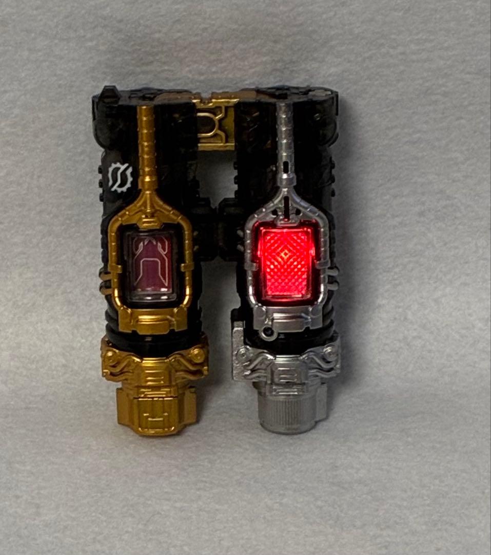 仮面ライダービルド DXハザードトリガー　ラビットタンク　スパークリング　セット