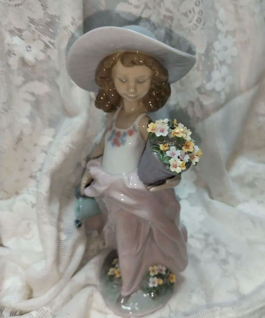 リヤドロ7676　夢がかなって