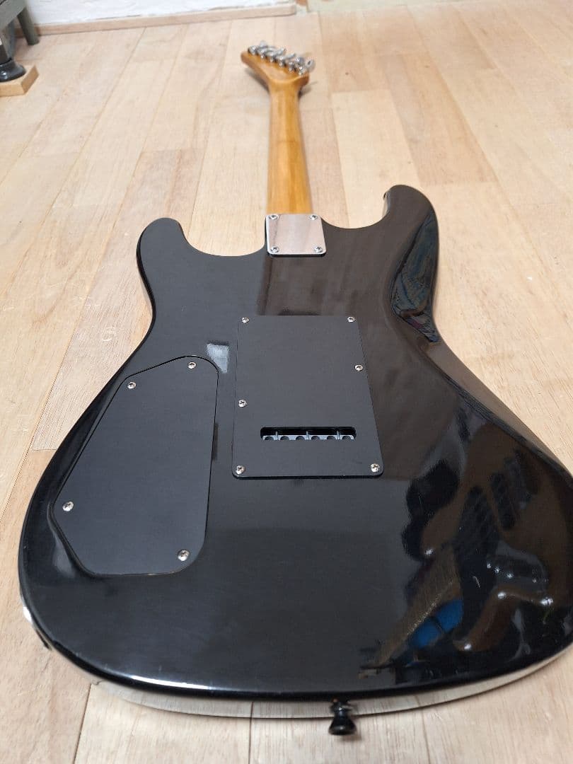 エレキギター　レリック＆エイジド加工　ストラトタイプ