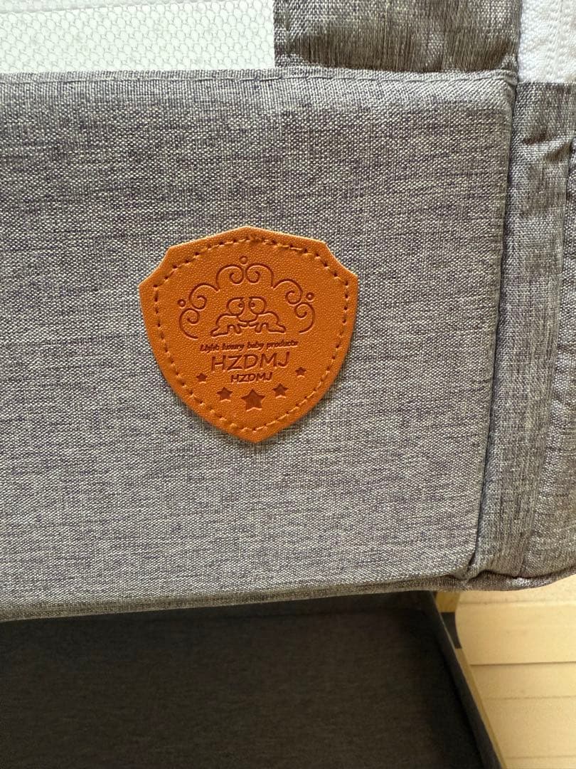 【2024年購入】HZDMJ ベビーベッド　グレー 洗える敷布団付き