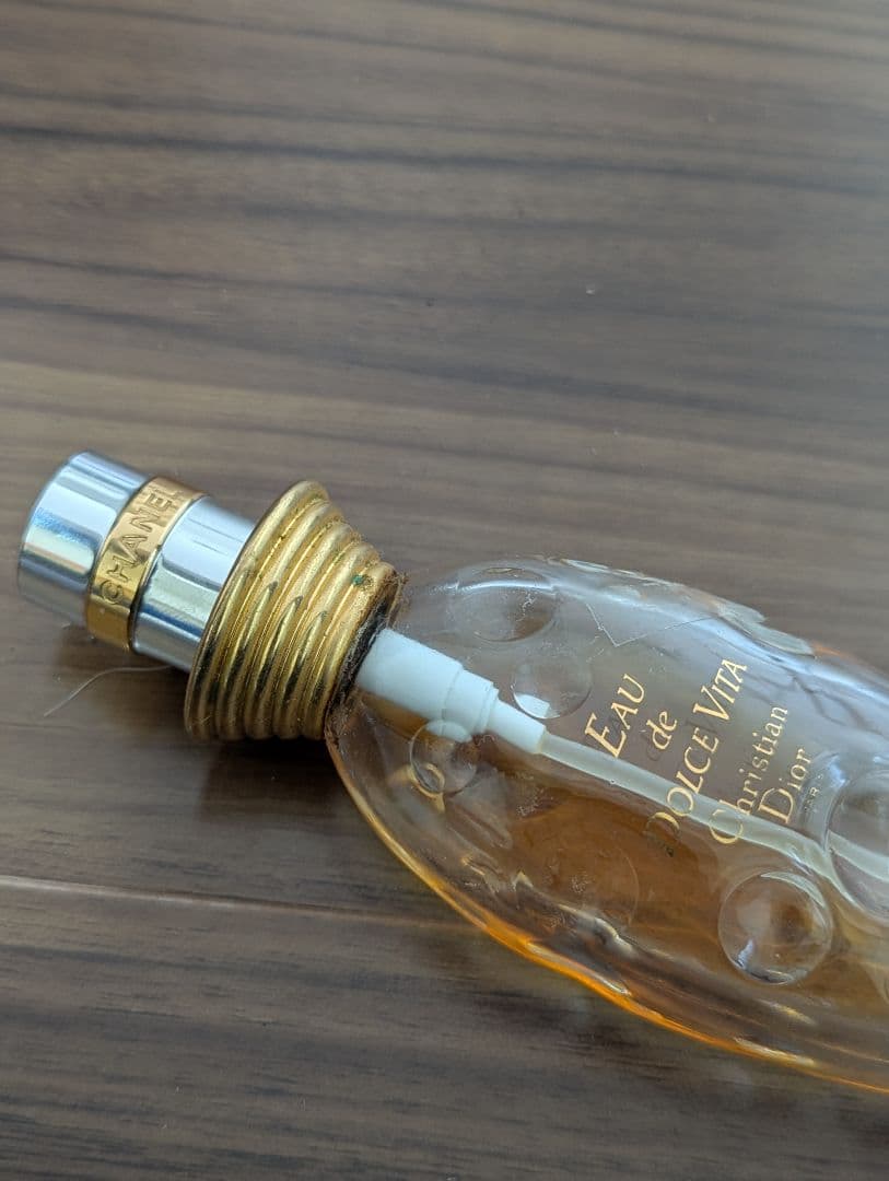 使いかけ/香水/ディオール、シャネルの文字ありますが…
