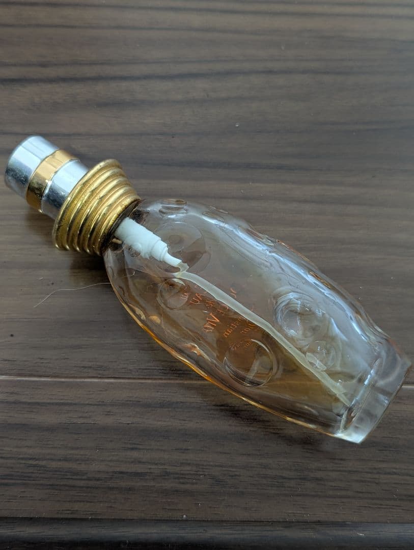 使いかけ/香水/ディオール、シャネルの文字ありますが…