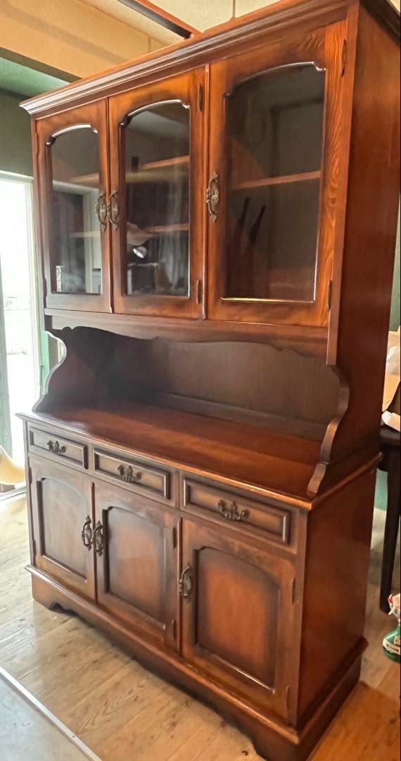 カリモク コロニアル 食器棚 カップボード インテリア アンティーク