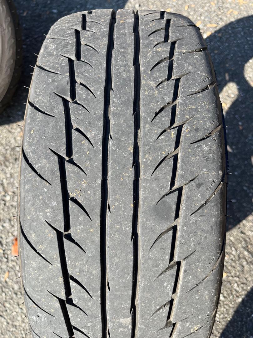 AVSMODEL717インチ　PCD114.3 7J+40