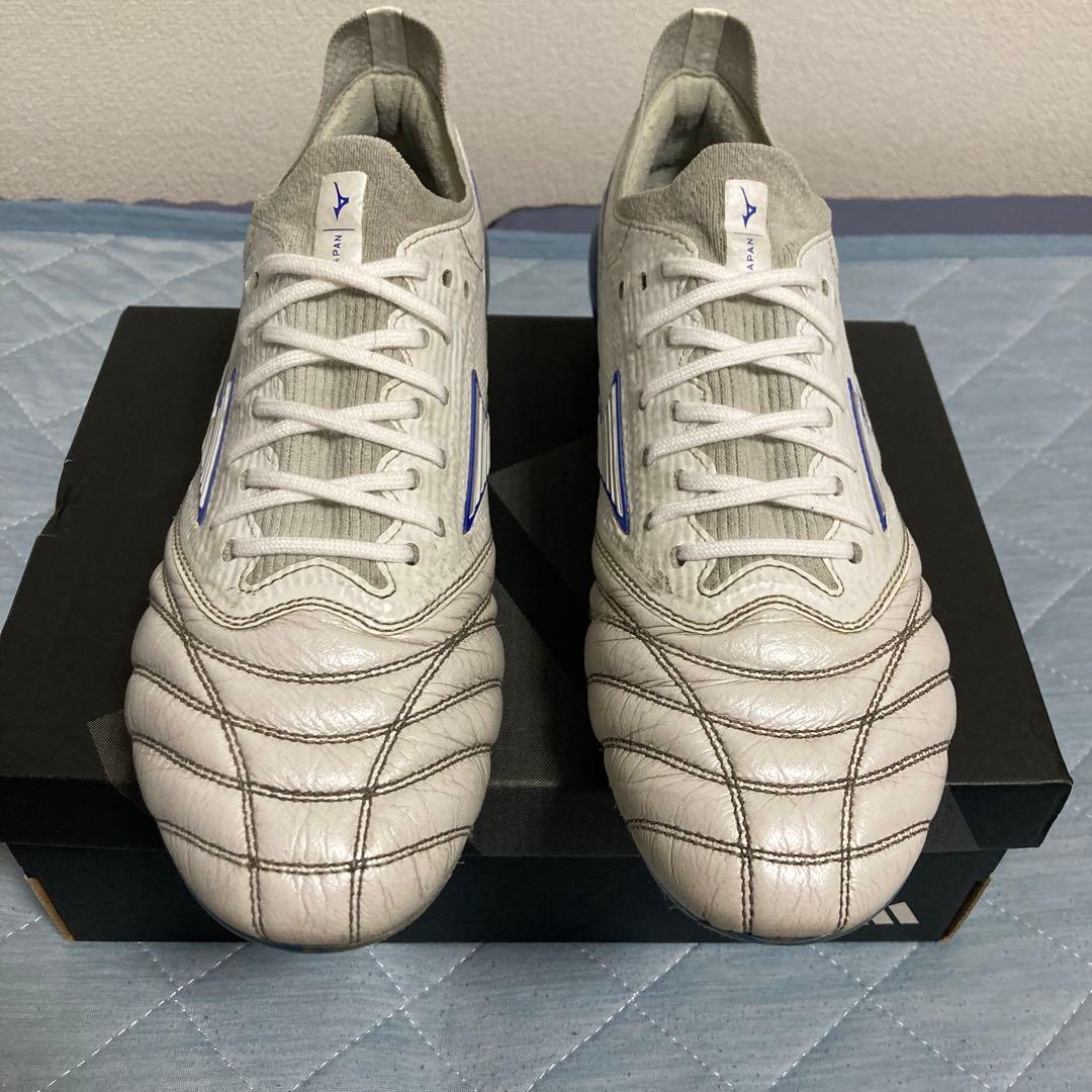 モレリアネオ3 β Japan 25.5センチ