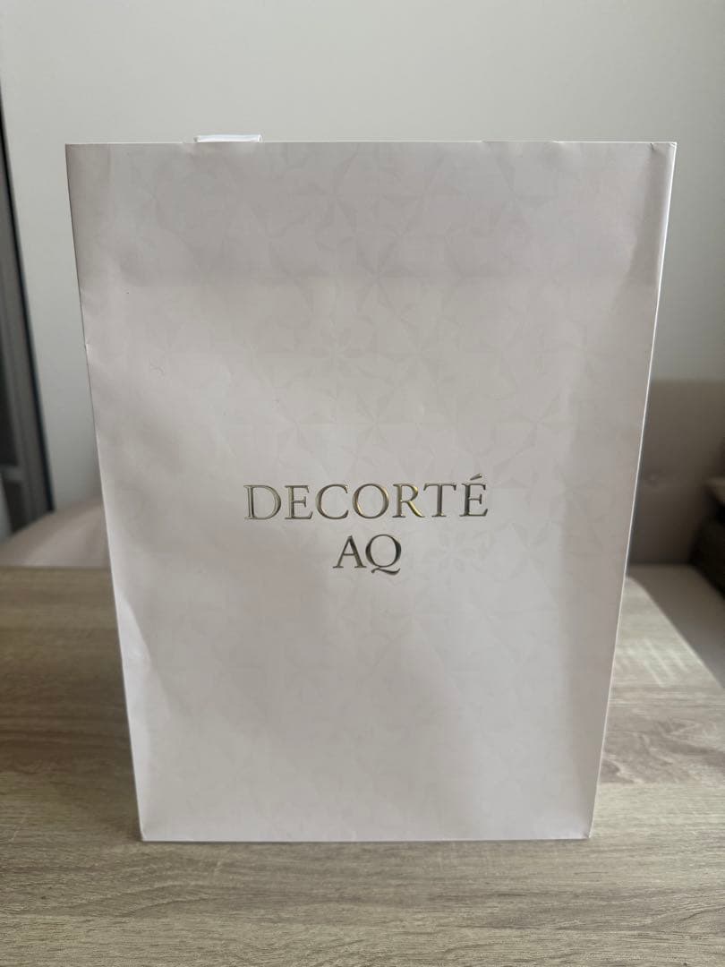 DECORTÉ AQ クリスマスコフレ 6点セット
