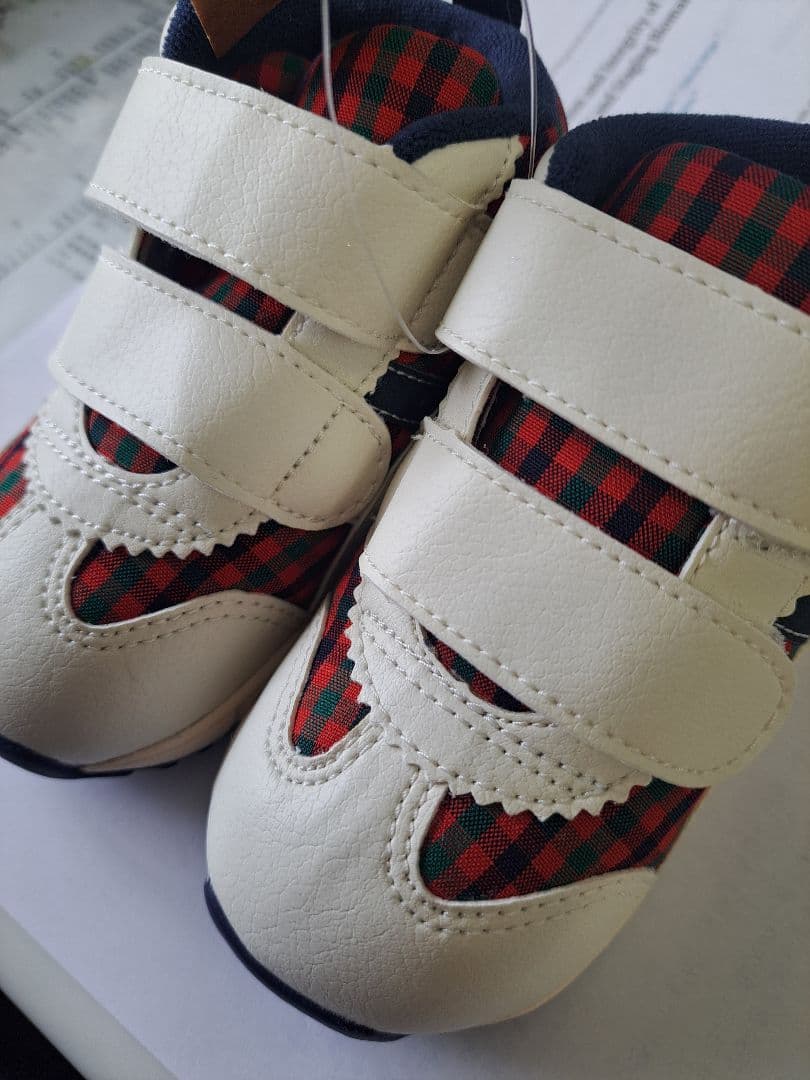 asics　ファミリア ベビーシューズ ホワイト/チェック