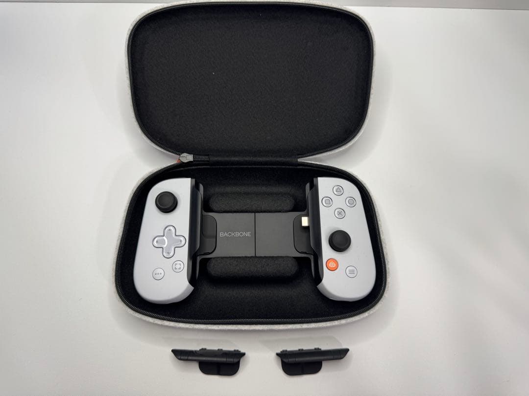 Backbone One 第二世代　モバイルゲームコントローラー