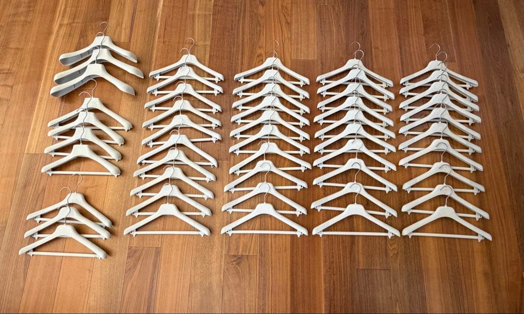 【エルメス】ハンガー50本セット