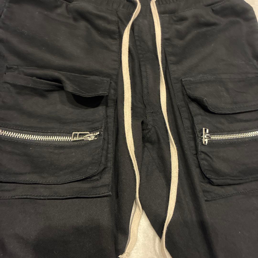 Danke Schön. ブラックカーゴパンツ　28サイズ