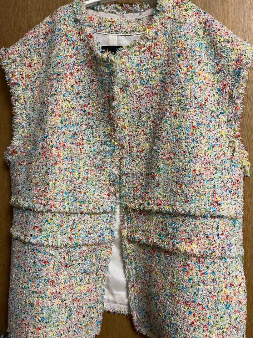 完売品　新品未使用ドゥロワー ベスト　38