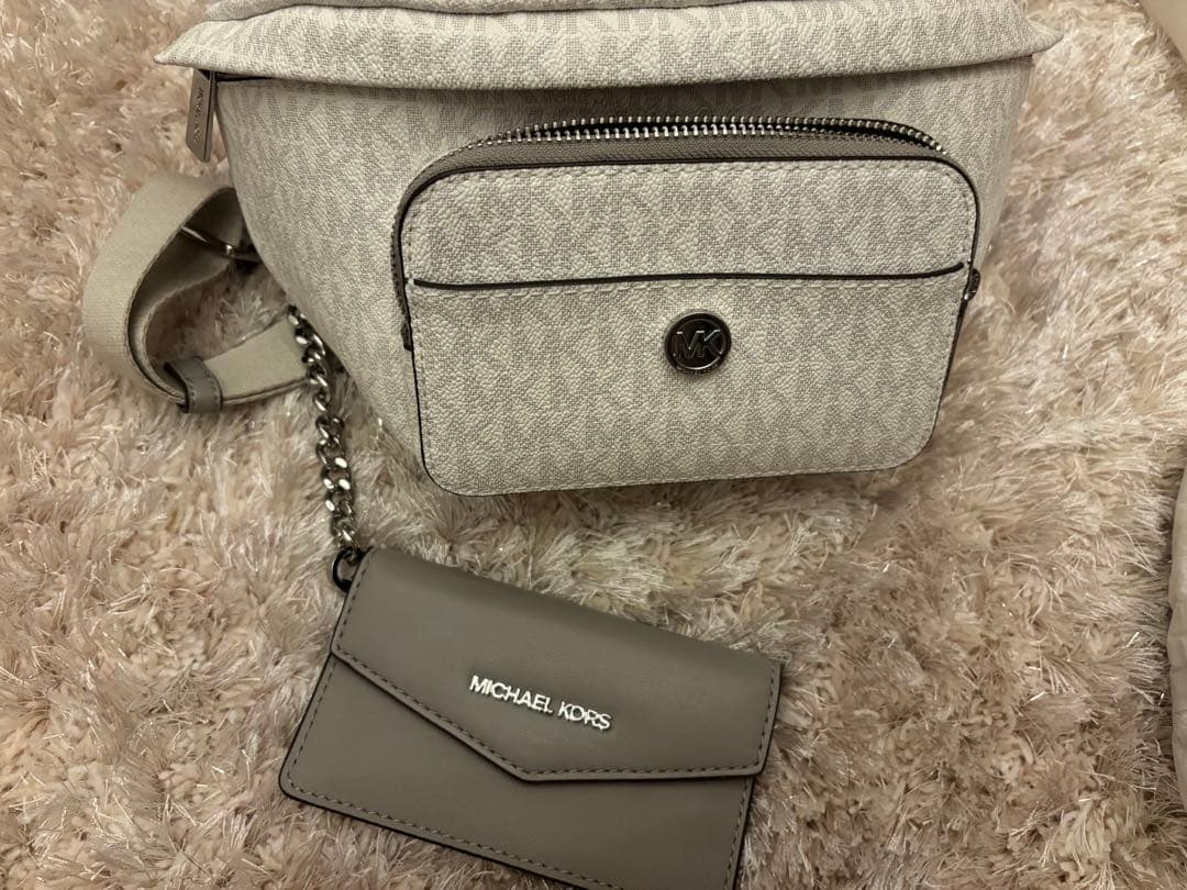 【MICHAEL MICHAEL KORS】　ウエストバッグ