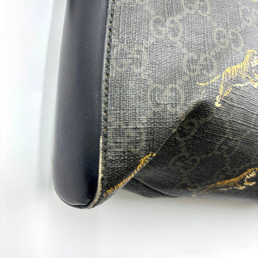 希少 GUCCI グッチ ショルダーバッグ タイガー ggスプリーム 総柄