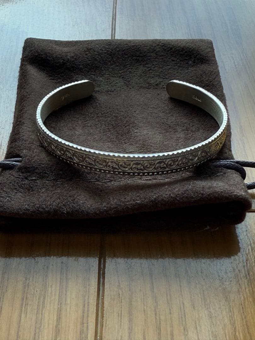 ［値下］新品未使用 Agete シルバー装飾バングル