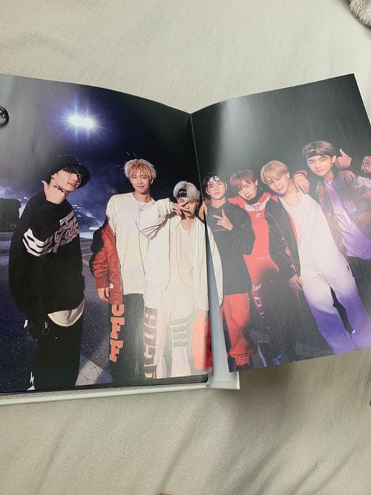 BTS MEMORIES OF 2017 トレカ　テヒョン付　Ｖ