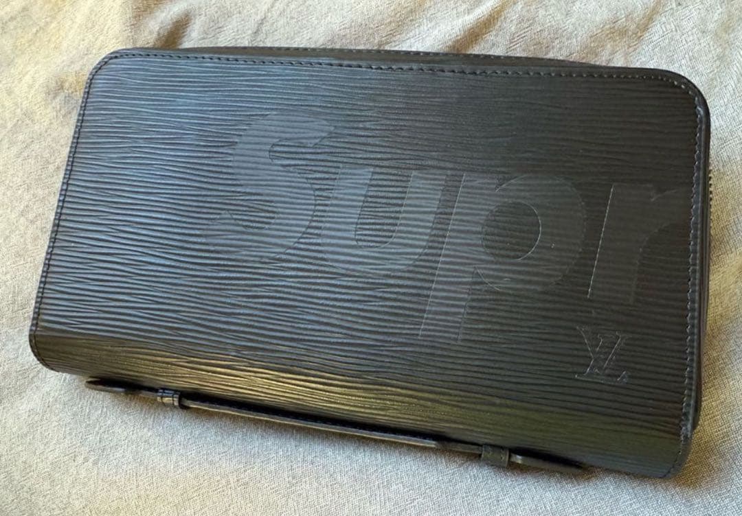 財布　ブラック