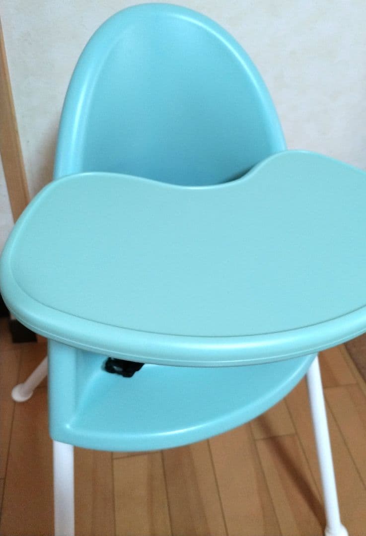 BABYBJÖRN 　ハイチェア　取説、セーフティハーネス付き、送料込み