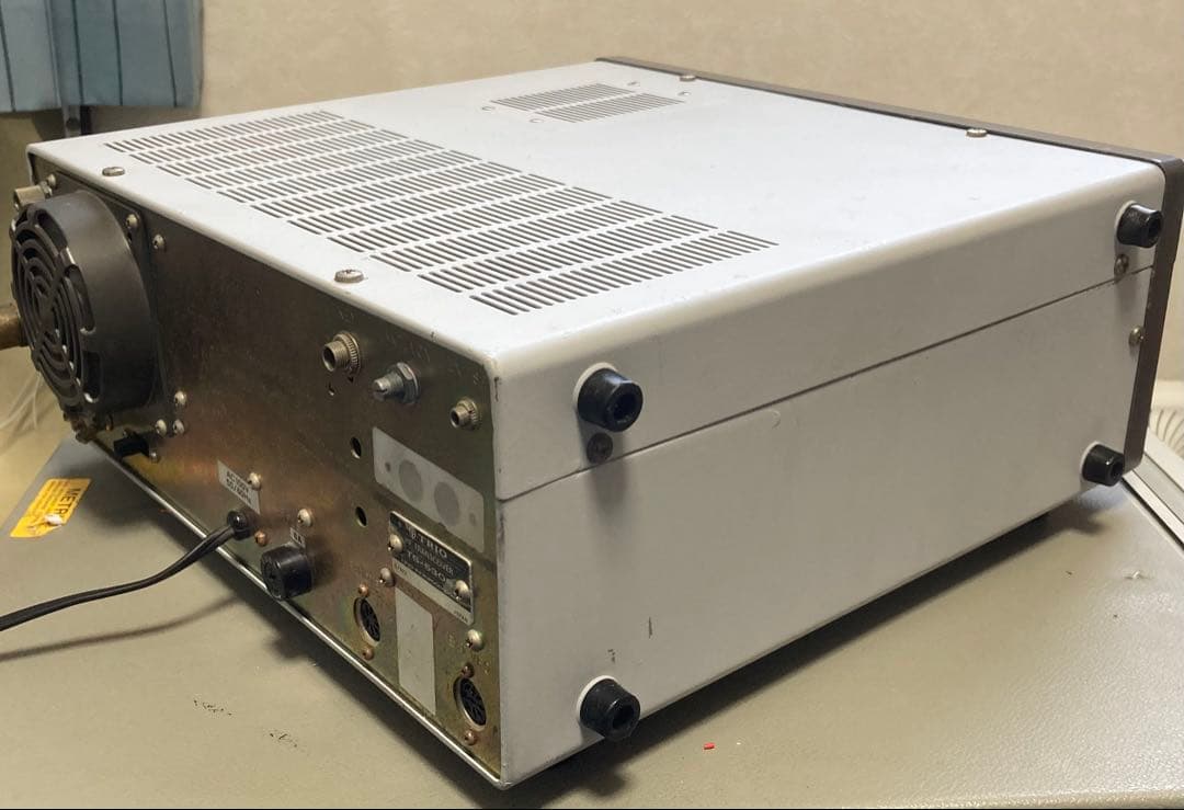 HFトランシーバー TS-530