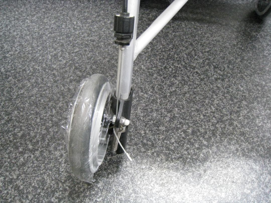 幸和製作所 テイコブ リトルワゴン WAW07 歩行車　①