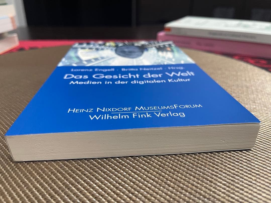 洋書 Das Gesicht der Welt