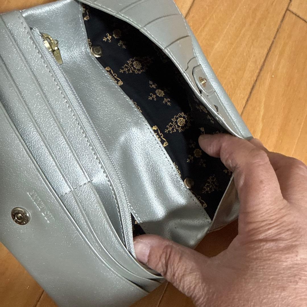 ANNA SUI アナスイ　ファンタジア　長財布　シルバー