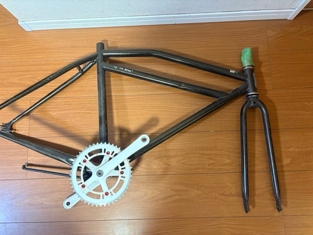 自転車フレーム＋フォーク＋クランクセット（現状／レストアベース）