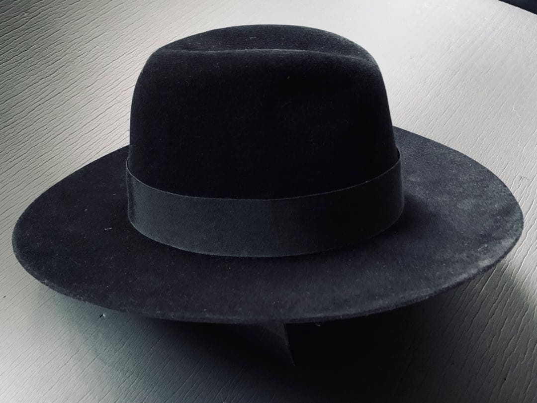世界最古の帽子店　James Lock. ブルースマン愛する極上のロングブリム