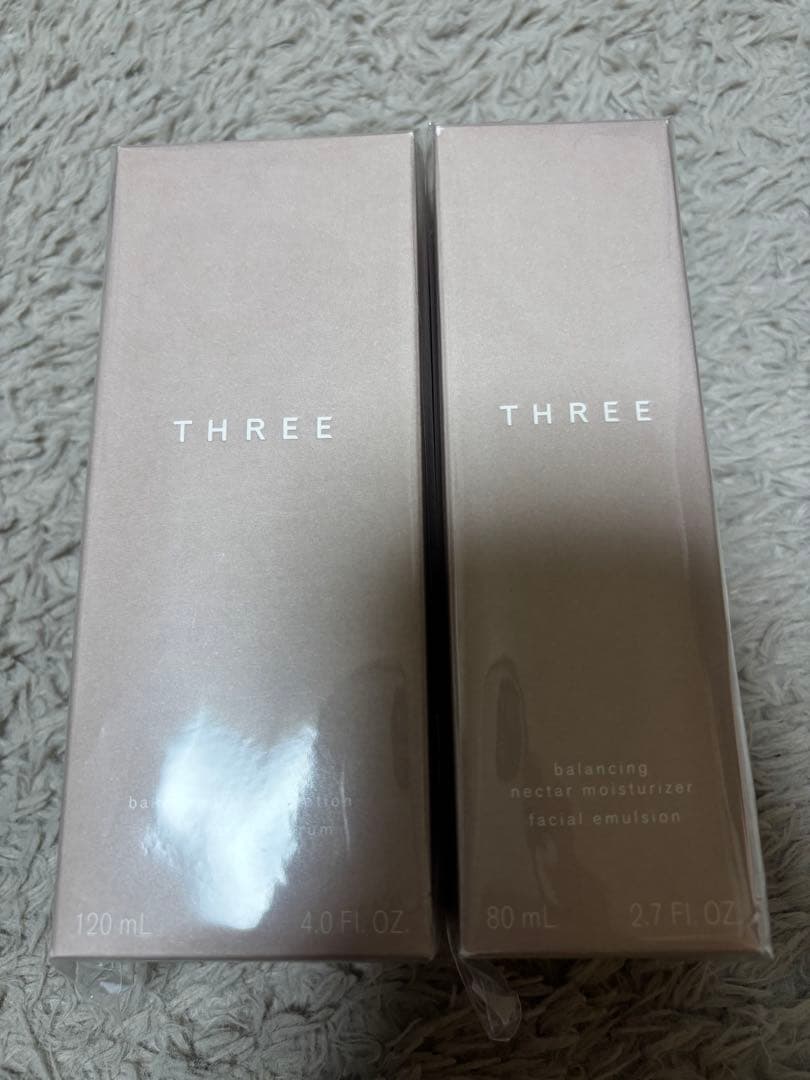 THREEバランシングネクターローション・バランシングネクターモイスチャライザー