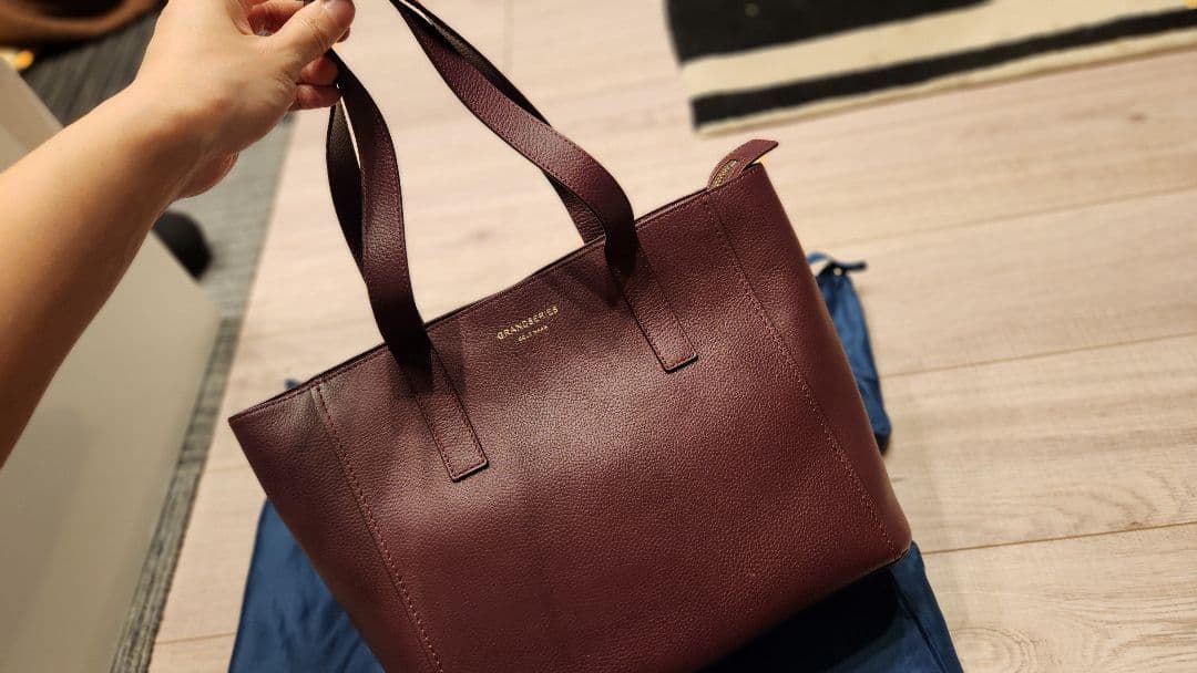 美品コールハーン　grand seriusトートバッグ　本革 Cole haan