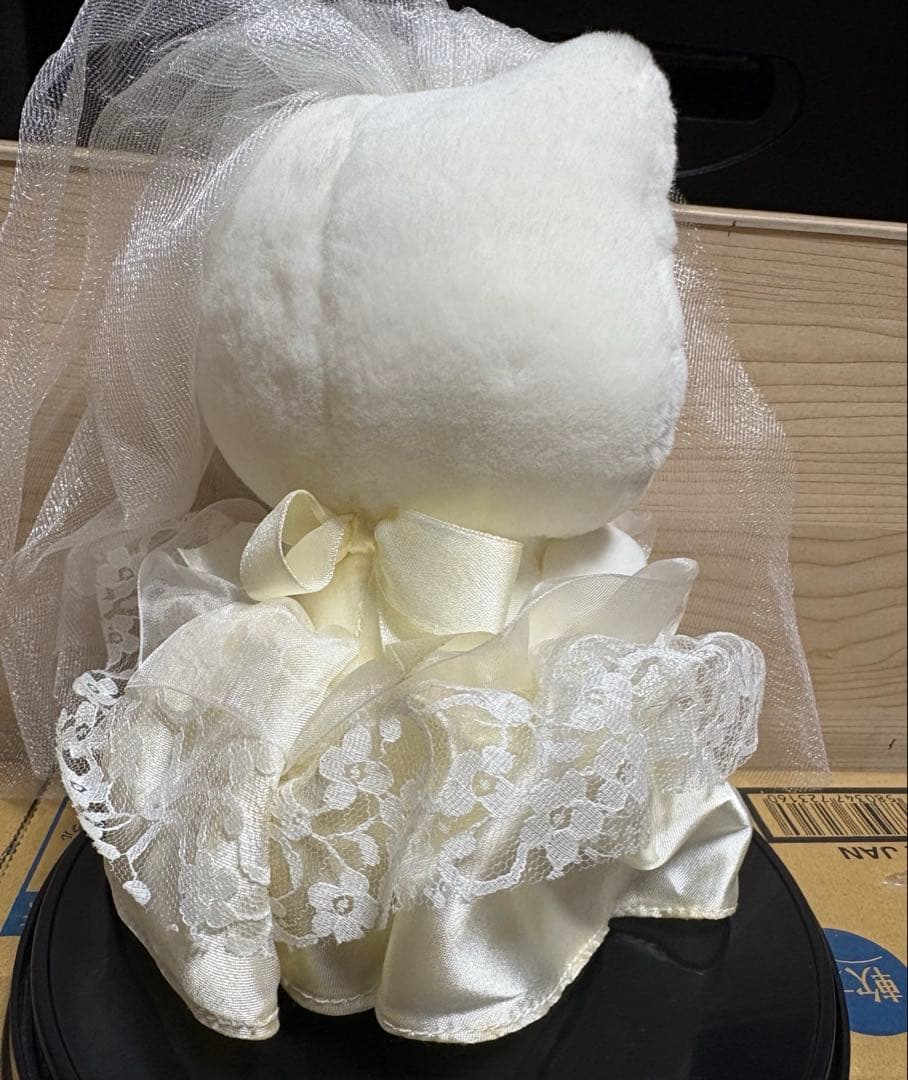 レア キティちゃんウェディングドレス ぬいぐるみ