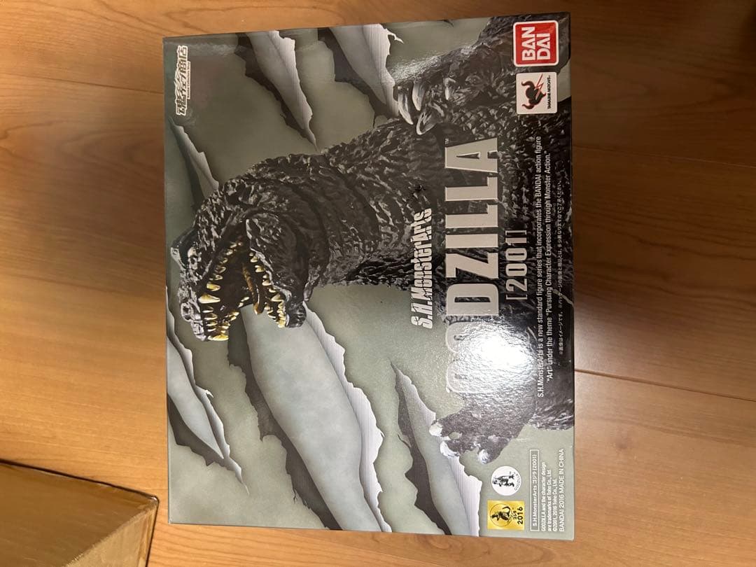 S.H.MonsterArts　モンスターアーツ ゴジラ 2001