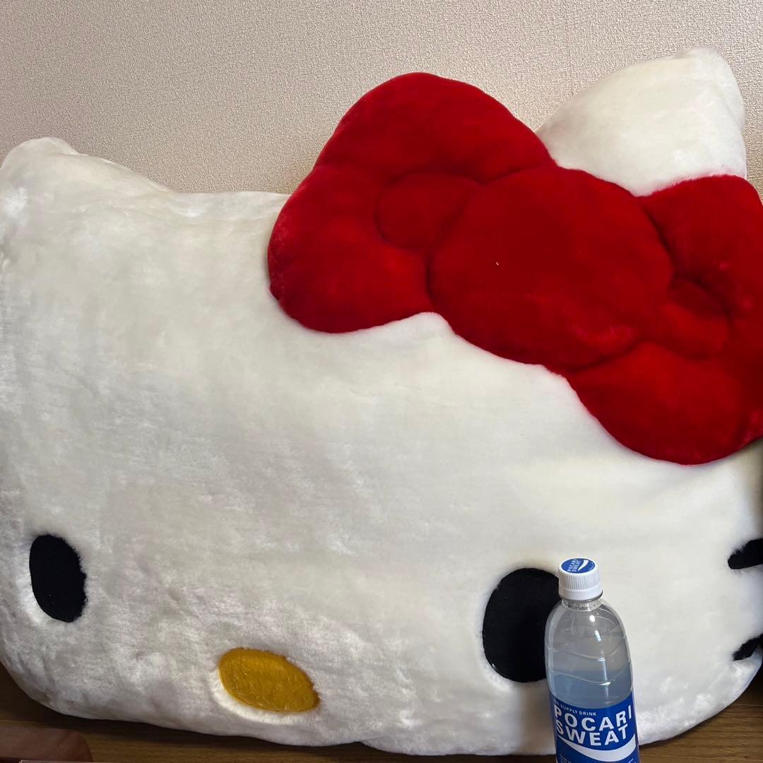 サンリオレトロ　ハローキティ　2001 BIG　ぬいぐるみ　レア