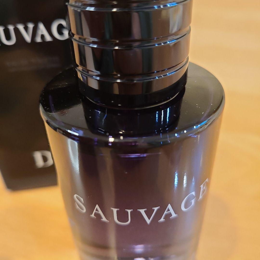 Dior　SAUVAGE　オードトワレ　100ml　おまけ付き