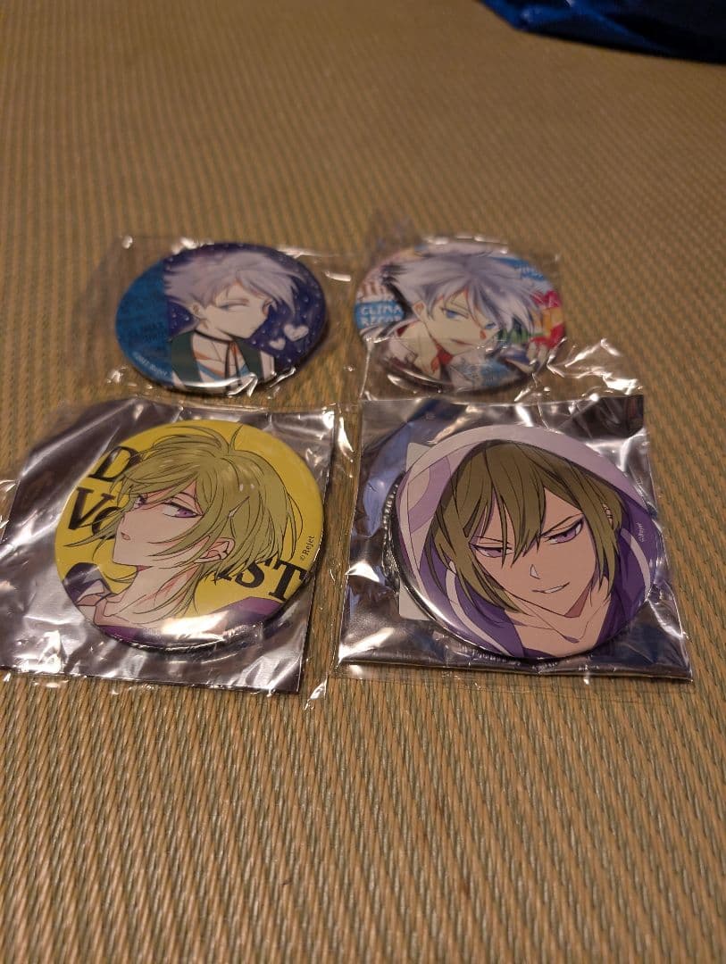 ディアヴォ　缶バッジセット ジュダ　モモチ　シエル　ホロ　バラ売り⭕️