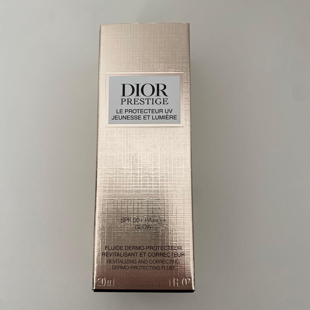 ディオールプレステージ ホワイト ルプロテクター UV ルミエール シアーグロー