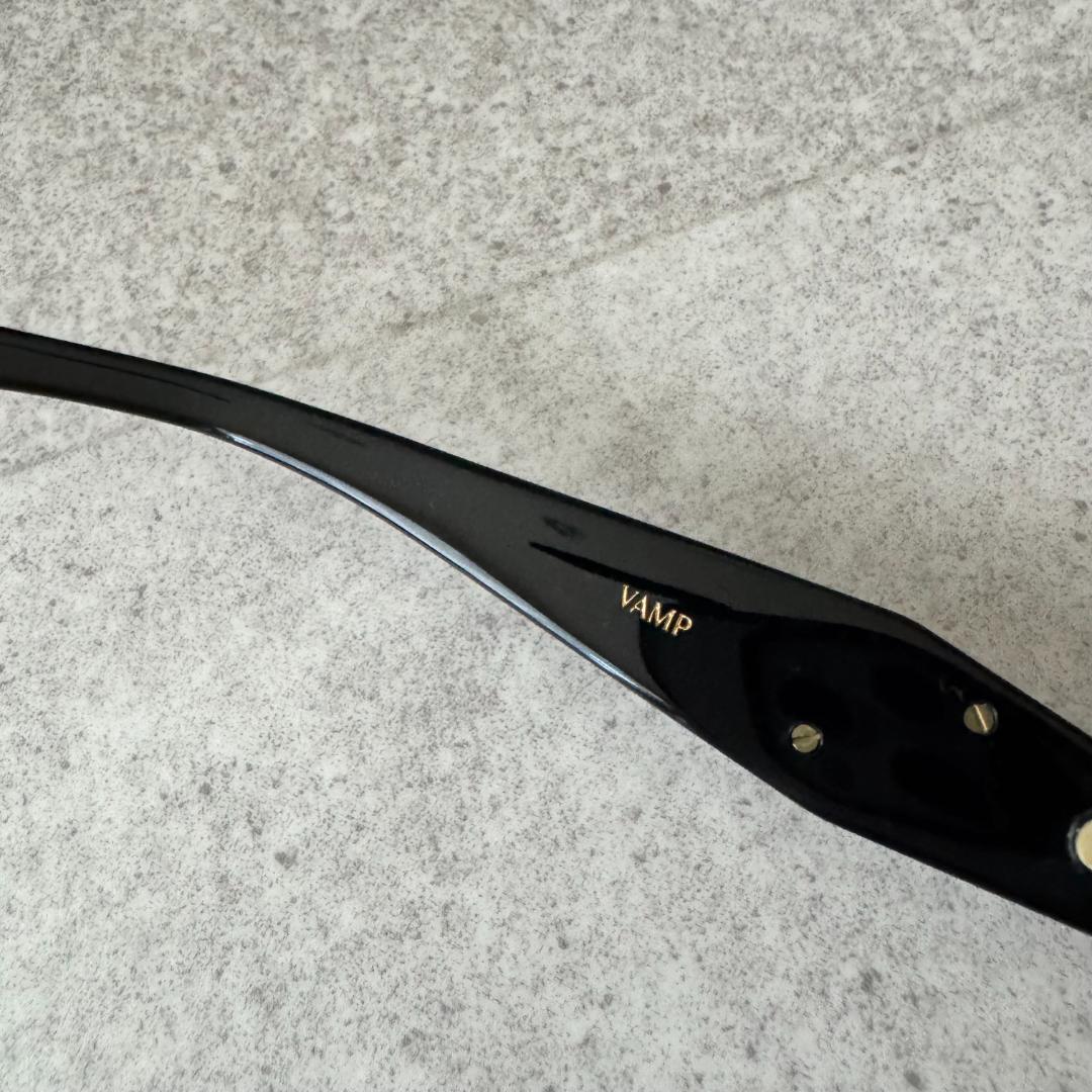 美品　ジェントルモンスター　VAMP　2025年製　サングラス　黒　ゴールド金具