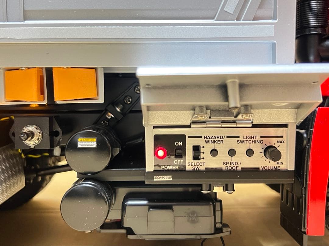 タミヤ アロクス 3348 6x4 ダンプトラック 完成品 安売り