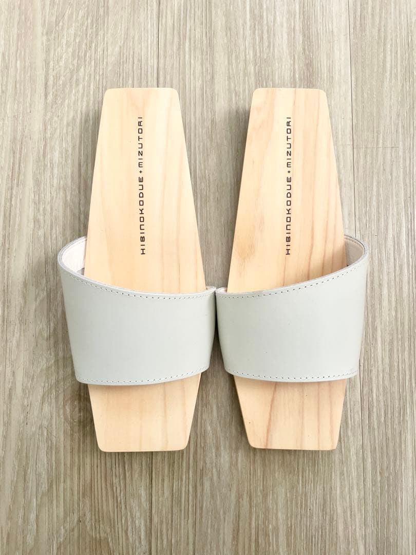 水鳥 mizutori 下駄 ひのきのはきもの 本革 白 Mサイズ