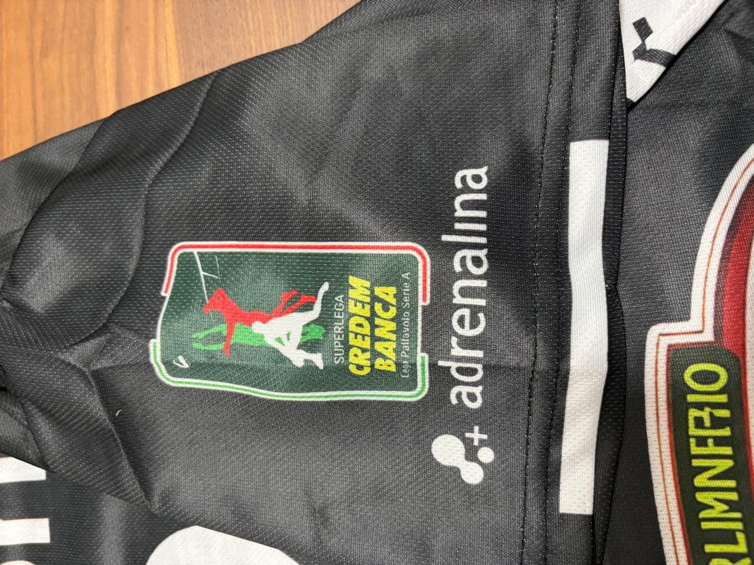 【激レア/新品】セリエA パドヴァ ユニフォーム 豪華ロゴ入り　バレーボール