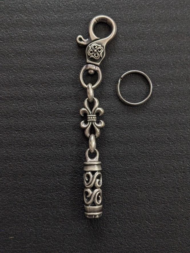 Shin's SCULPTURE（シンズスカルプチャー）キーチェーン