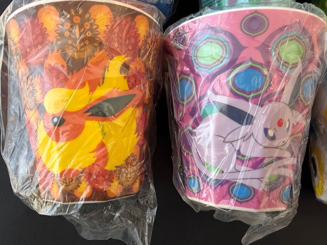 ポケモンセンター限定イーブイコレクション2012タンブラー全8種コンプ未使用