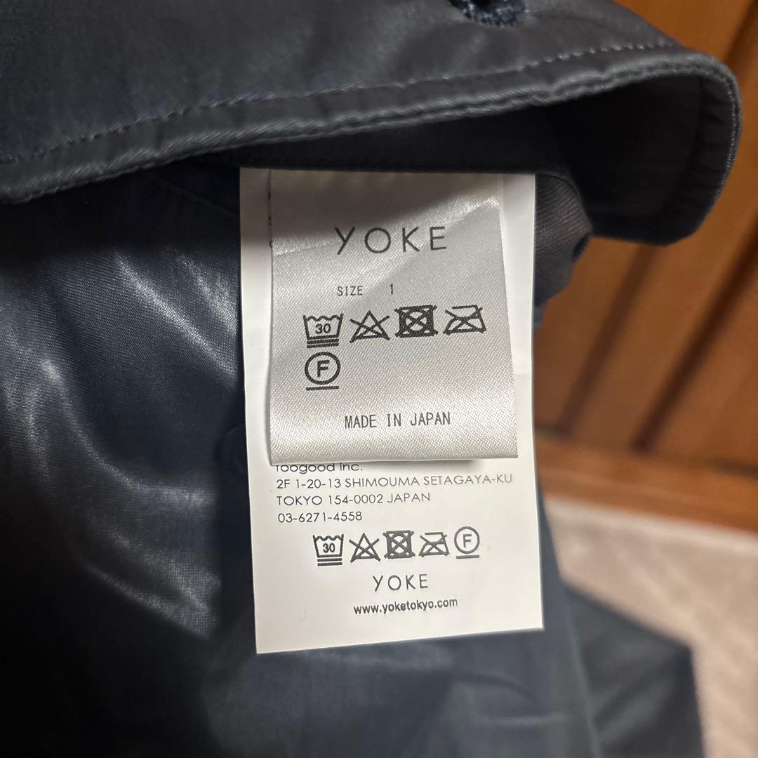 【YOKE】LEATHER LIKE POLYESTER CARGO PANTS