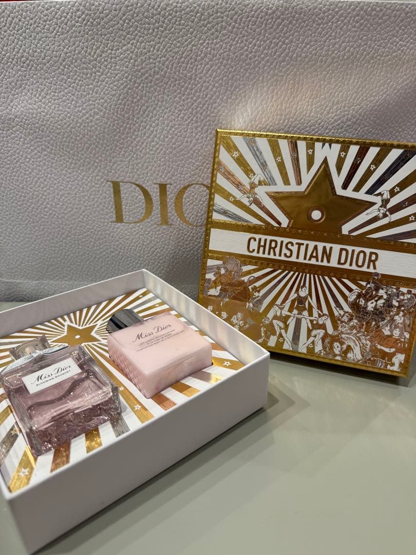DIOR ホリデー限定　ミスディオール　セット