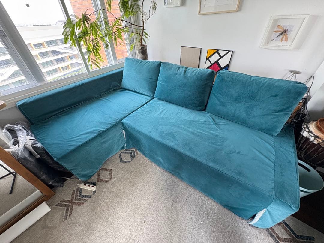 現地受取friheten カバー有　一部生地紛失　19800→16800値下げ