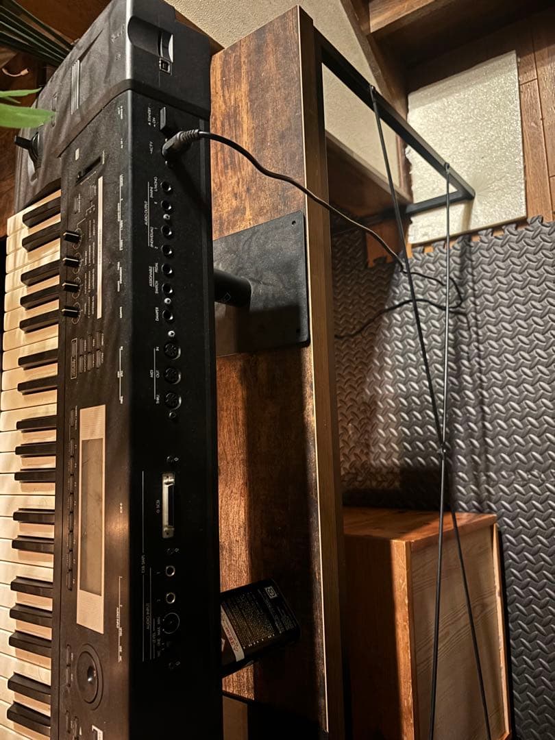 KORG TR 音楽ワークステーション 61鍵